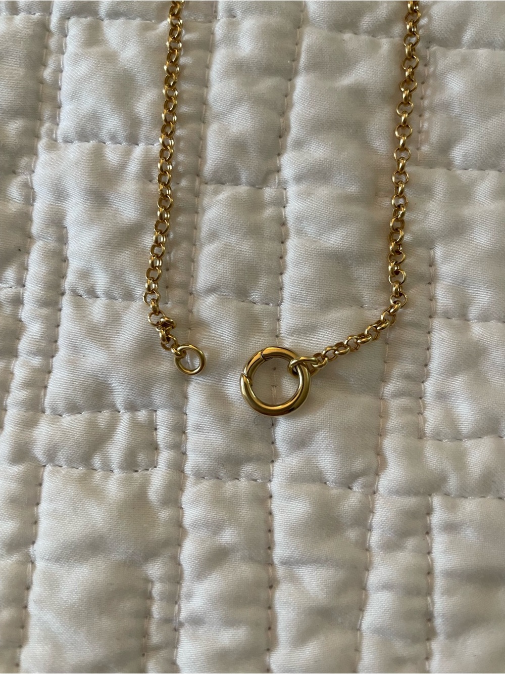 MEJURI ROLO CHAIN CHARM
NECKLACE in 16 inches 14k yellow gold - Picture 3 of 10